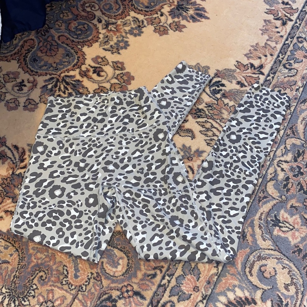 Aerie offline leopard legging
